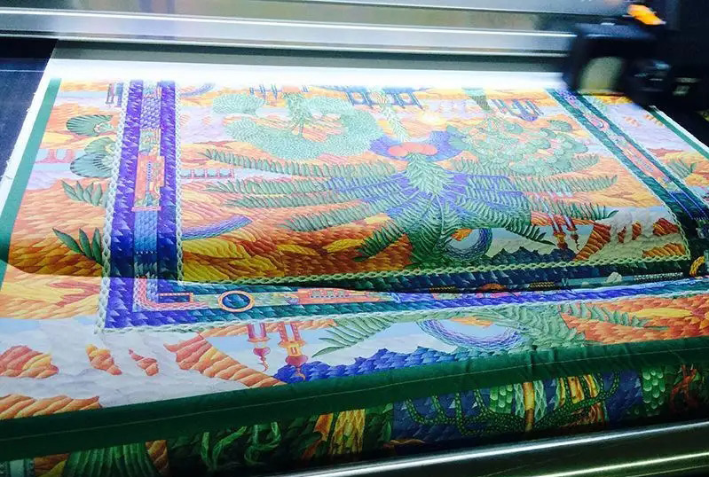 （图：印花工艺展示图）