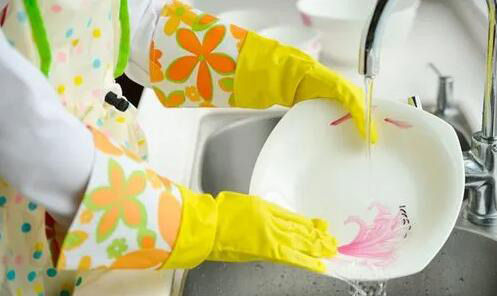 (图:洗洁精应用展示图)